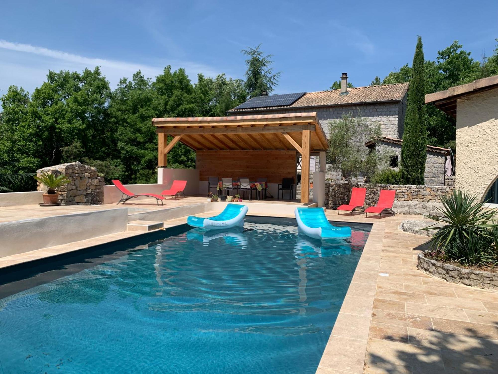 Le Mazet, Studio Avec Terrasse Et Acces Piscine Saint Alban Auriolles Экстерьер фото